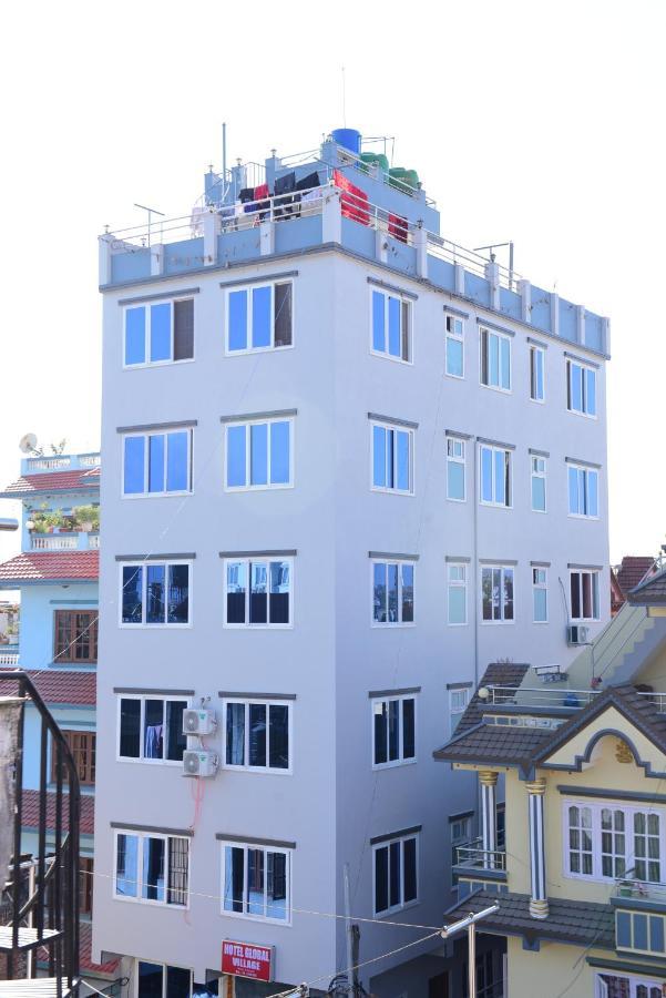Hotel Global Village Kathmandu Buitenkant foto